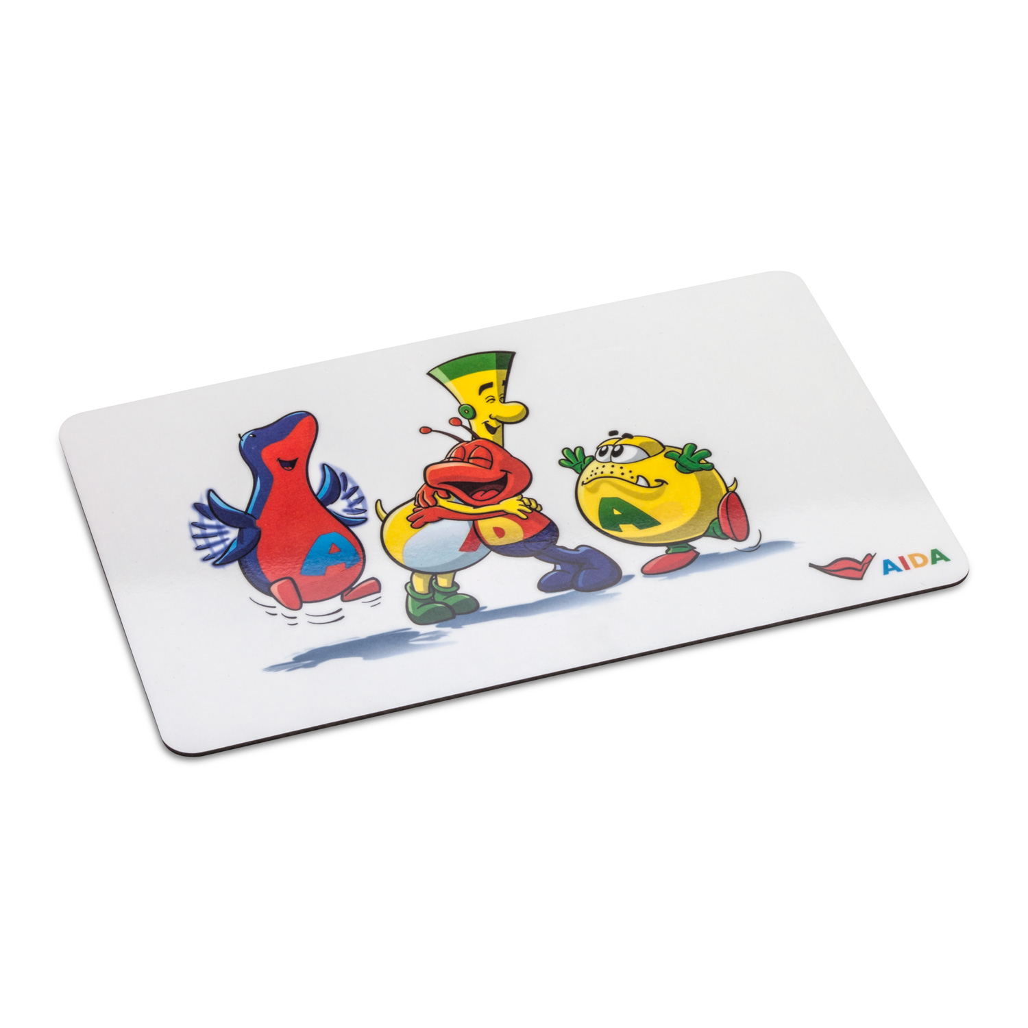 Frontalansicht des Frühstücksbrettchens ‚Clubbies‘ von AIDA – rechteckiges Brett (ca. 23,3×14,3 cm) mit glänzender Oberfläche und bunten Abbildungen der vier Clubbie‑Figuren Dodo, Itzi, Alwine und Achwasachwas